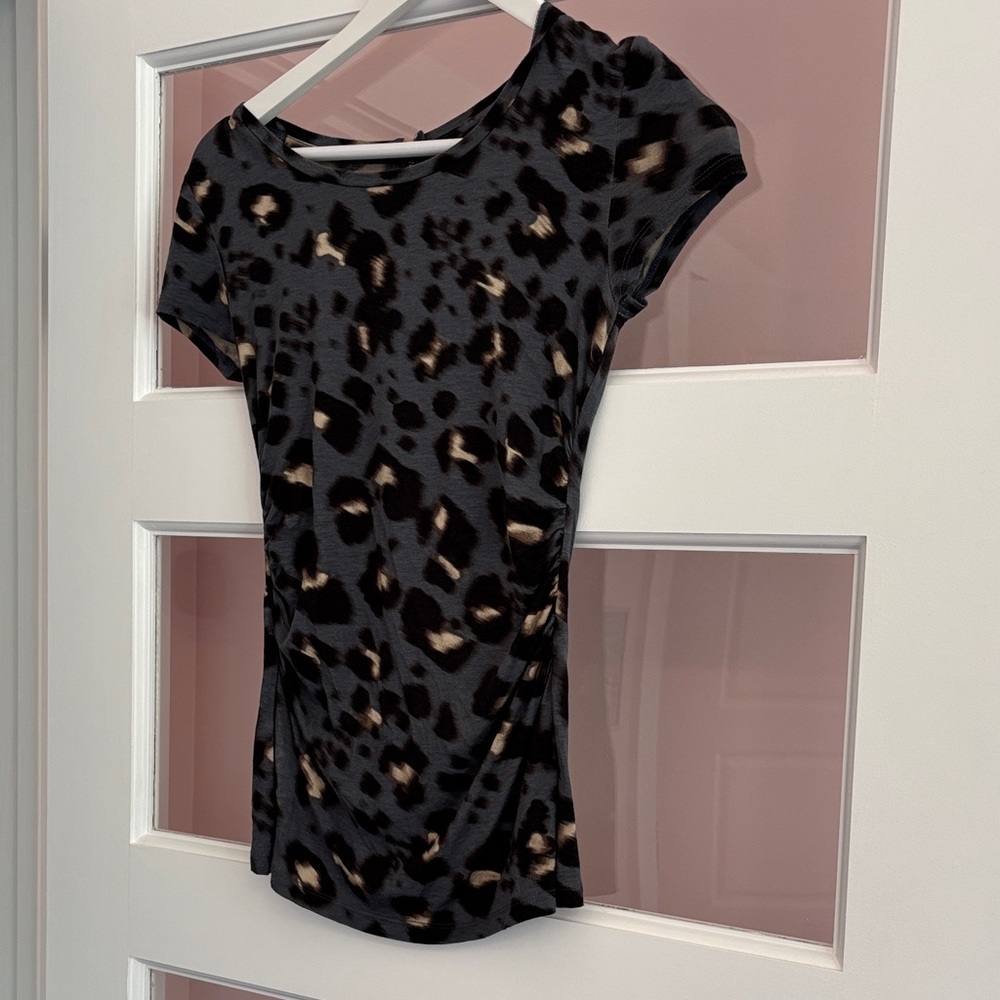 Ann Taylor Leopard Print Short Sleeve Top